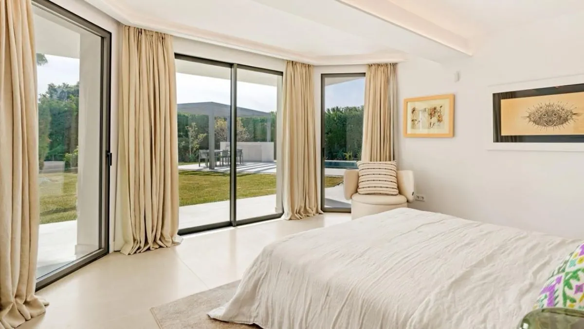 Contemporary Mediterranean Villa 123 — Rio Real, Marbella view 3