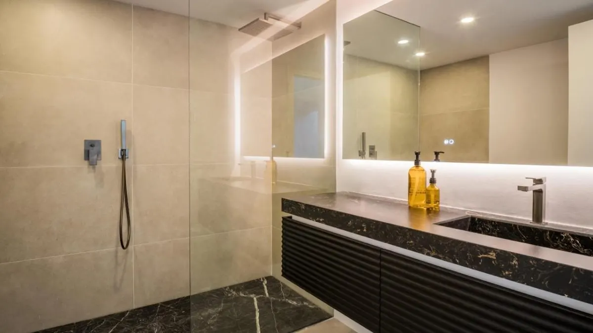 Contemporary Mediterranean Villa 123 — Rio Real, Marbella view 24