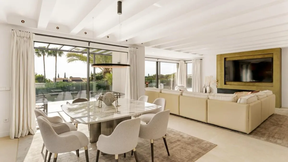 Contemporary Mediterranean Villa 123 — Rio Real, Marbella view 5