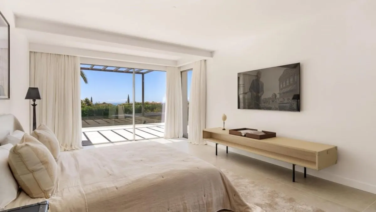 Contemporary Mediterranean Villa 123 — Rio Real, Marbella view 10