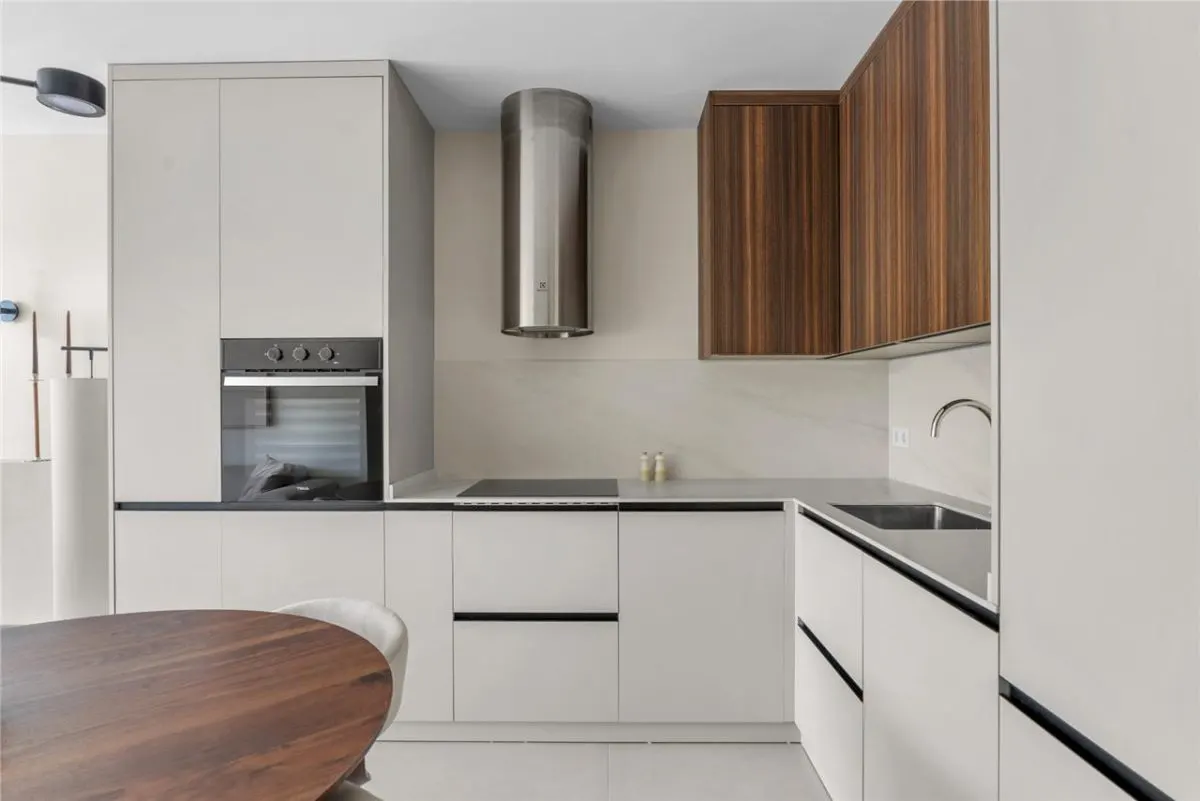 Executive Coastal Residence 112 — San Pedro Beachside, Benahavis view 8