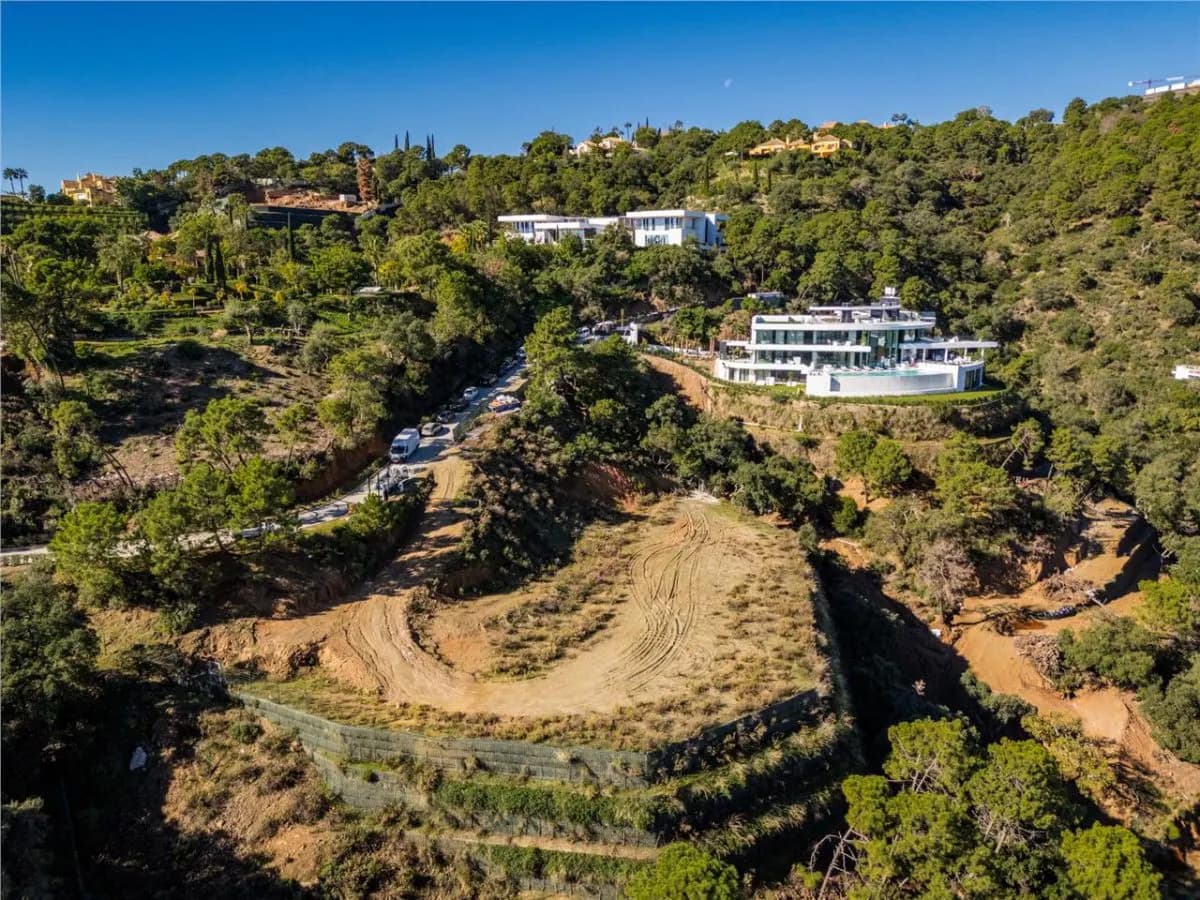 Sovereign Estate Development Plot 116 — Nueva Andalucía, Benahavis view 8