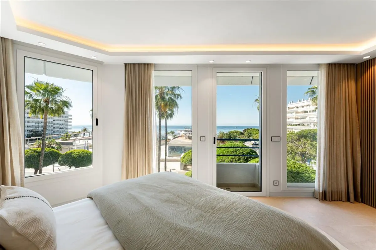Executive Coastal Residence 114 — Sierra Blanca, Marbella view 10