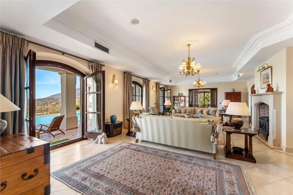 Private Belvedere Estate 112 — New Golden Mile, Estepona view 13