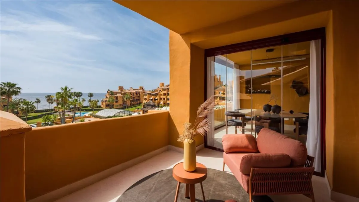 Executive Coastal Residence 124 — La Quinta, Estepona — Photograph 1