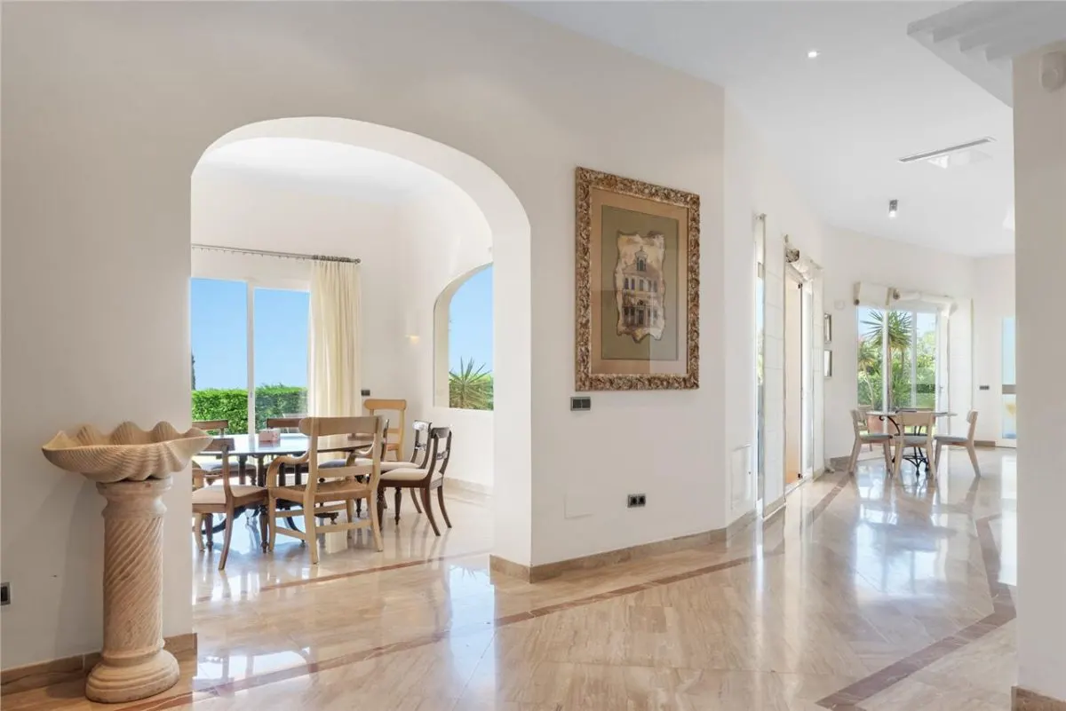 Contemporary Mediterranean Villa 115 — La Quinta, Benahavis view 11