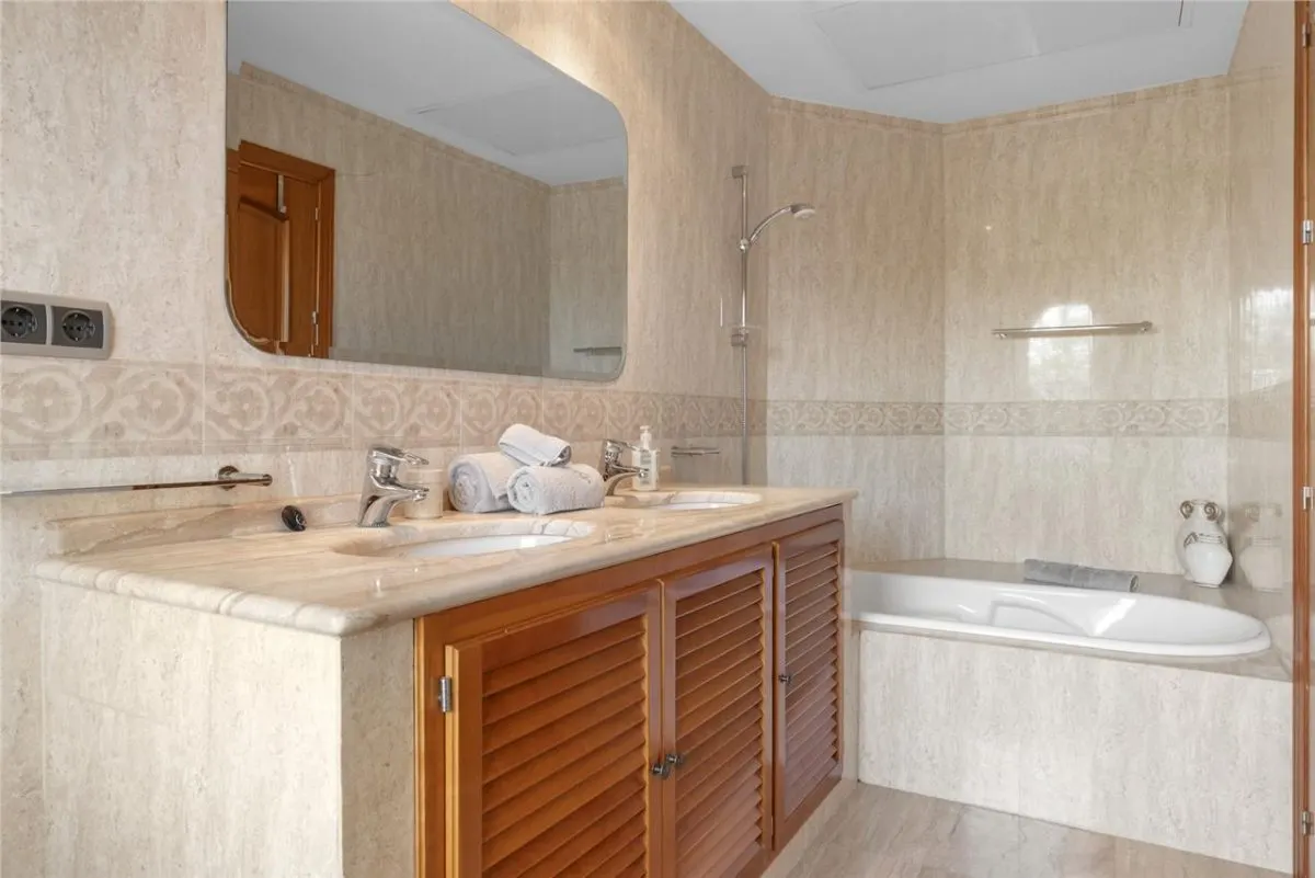 Contemporary Mediterranean Villa 115 — La Quinta, Benahavis view 21