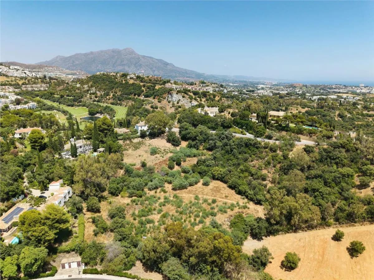 Sovereign Estate Development Plot 132 — Nueva Andalucía, Benahavis view 7