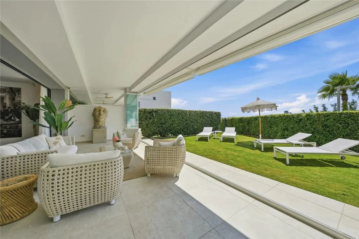 Executive Coastal Residence 131 — Golden Mile, Marbella view 15
