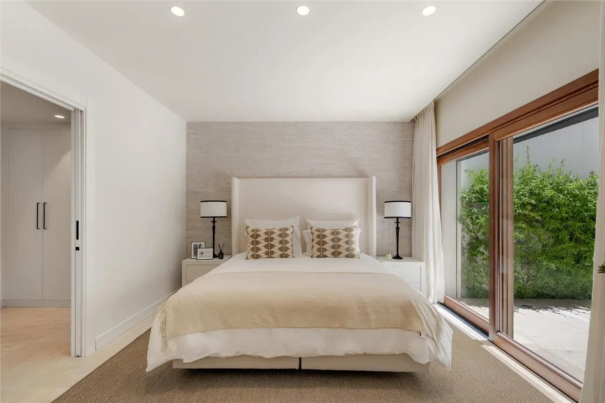 Contemporary Mediterranean Villa 87 — El Rosario, Marbella view 19
