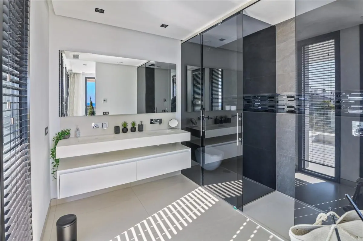 Contemporary Mediterranean Villa 95 — El Madroñal, Benahavis view 17