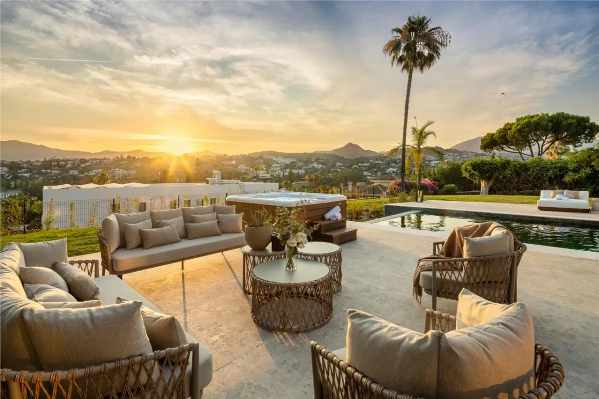 The El Paraíso Architectural Residence 158 — Estepona view 2