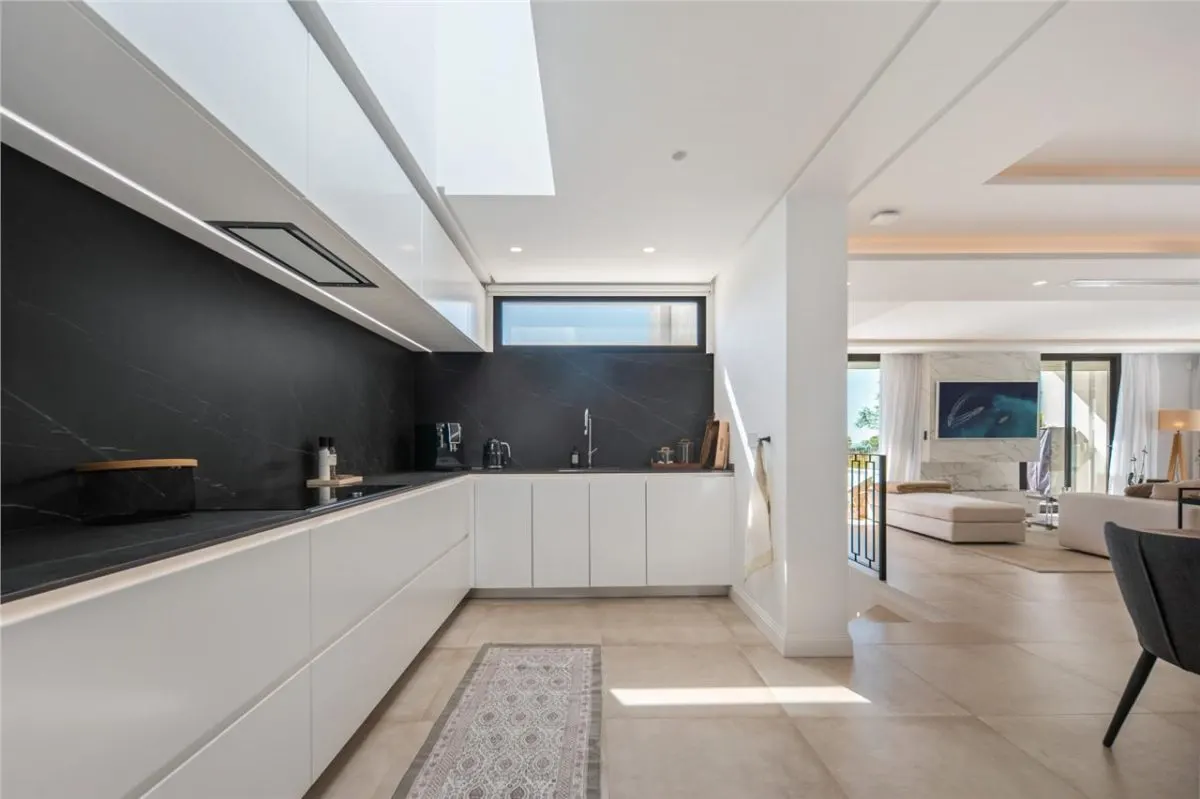 Contemporary Mediterranean Villa 151 — Marbesa, Marbella view 15
