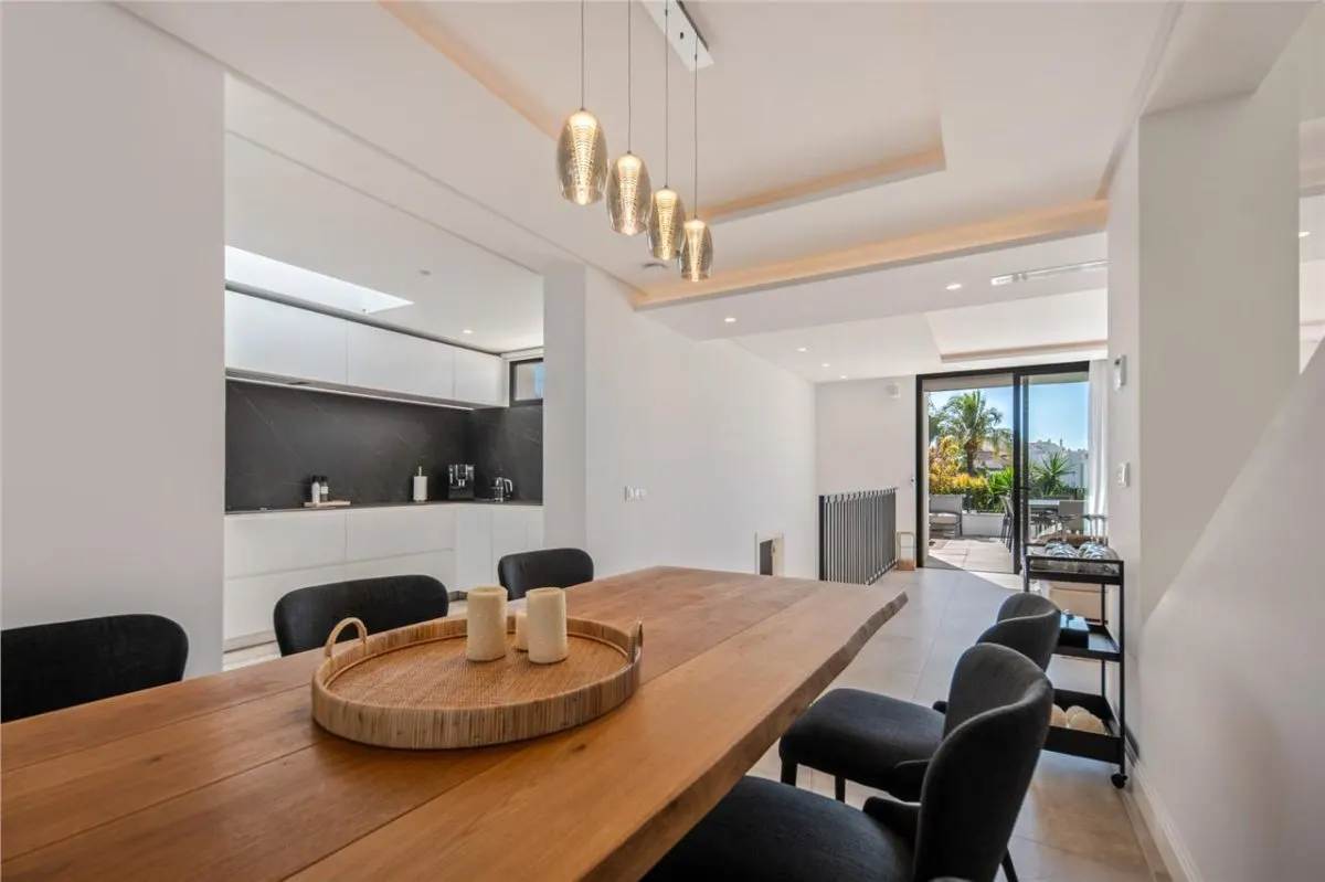 Contemporary Mediterranean Villa 151 — Marbesa, Marbella view 17