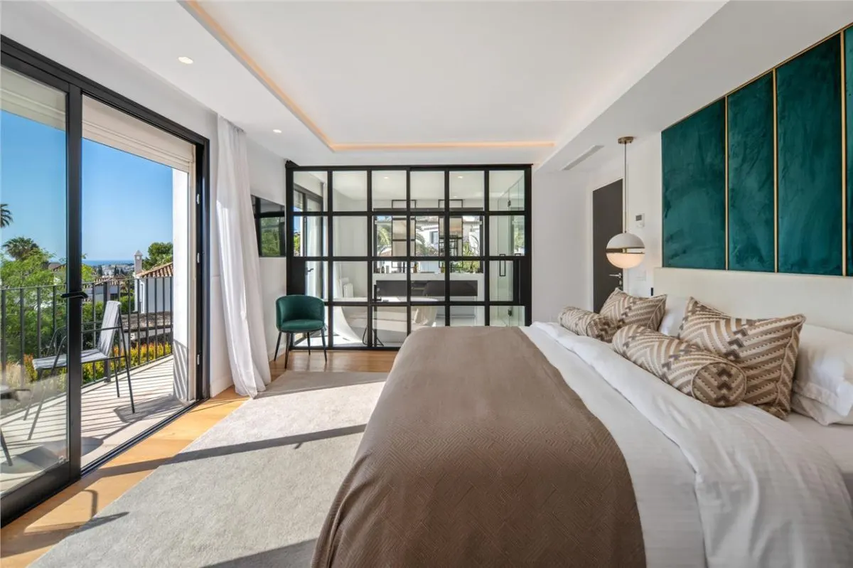 Contemporary Mediterranean Villa 151 — Marbesa, Marbella view 3