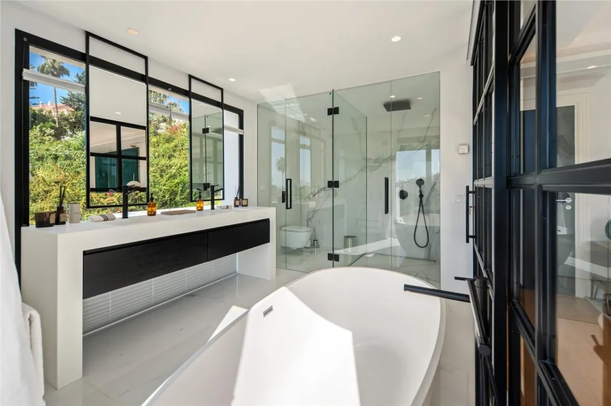 Contemporary Mediterranean Villa 151 — Marbesa, Marbella view 7