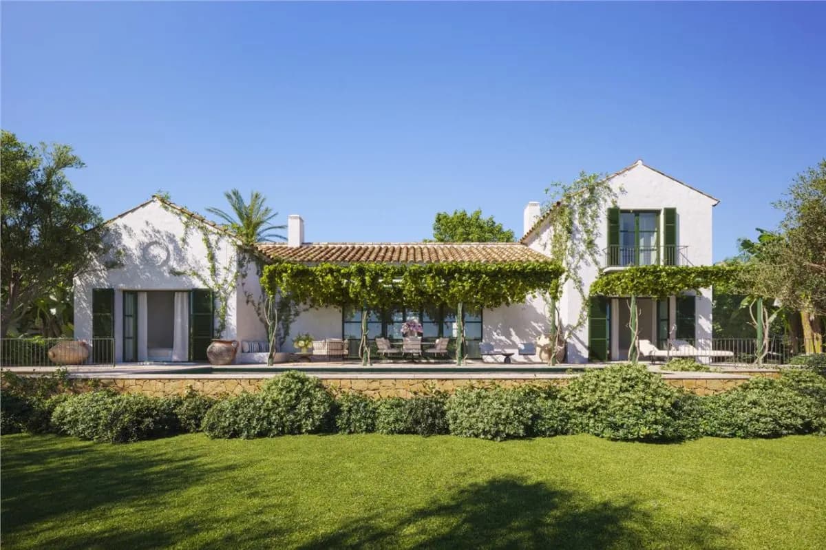 The Doña Julia Architectural Residence 114 — Casares view 15