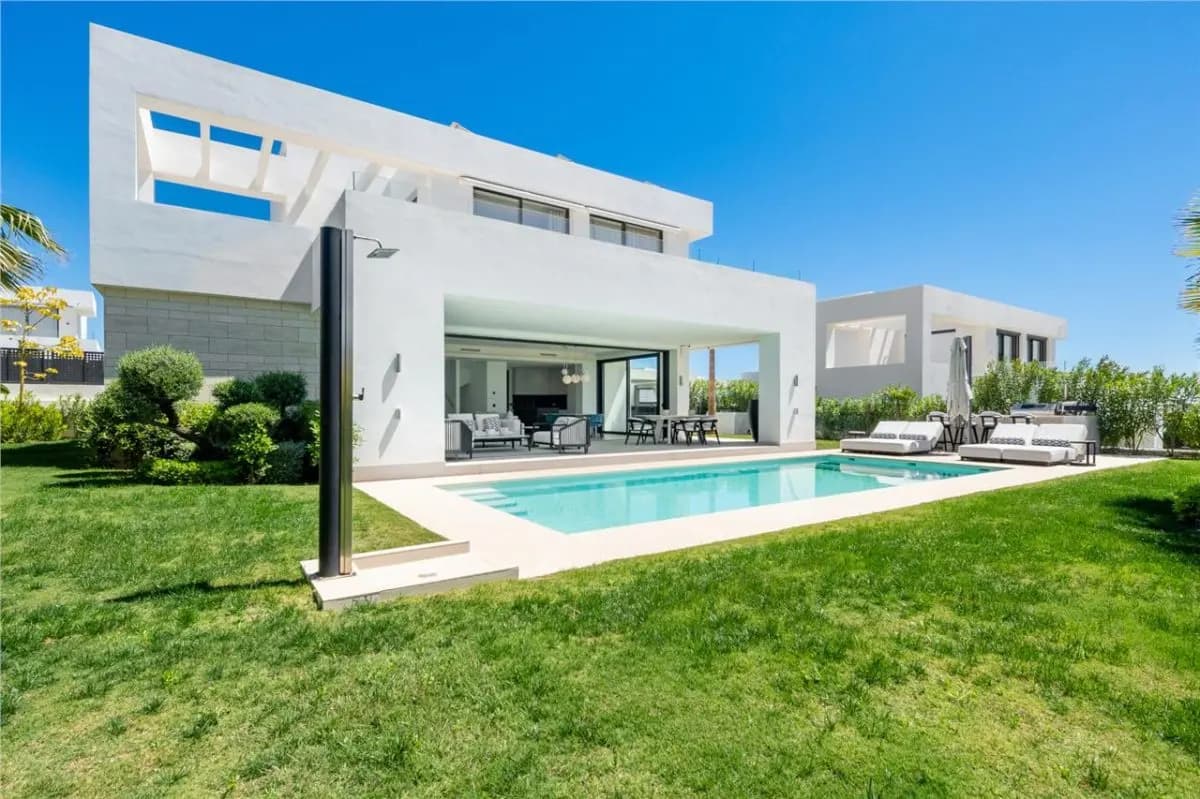 Villa Horizon 146 — Sierra Blanca Private Estate, Marbella — Photograph 1