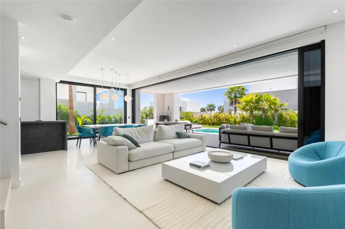 Villa Horizon 146 — Sierra Blanca Private Estate, Marbella view 4
