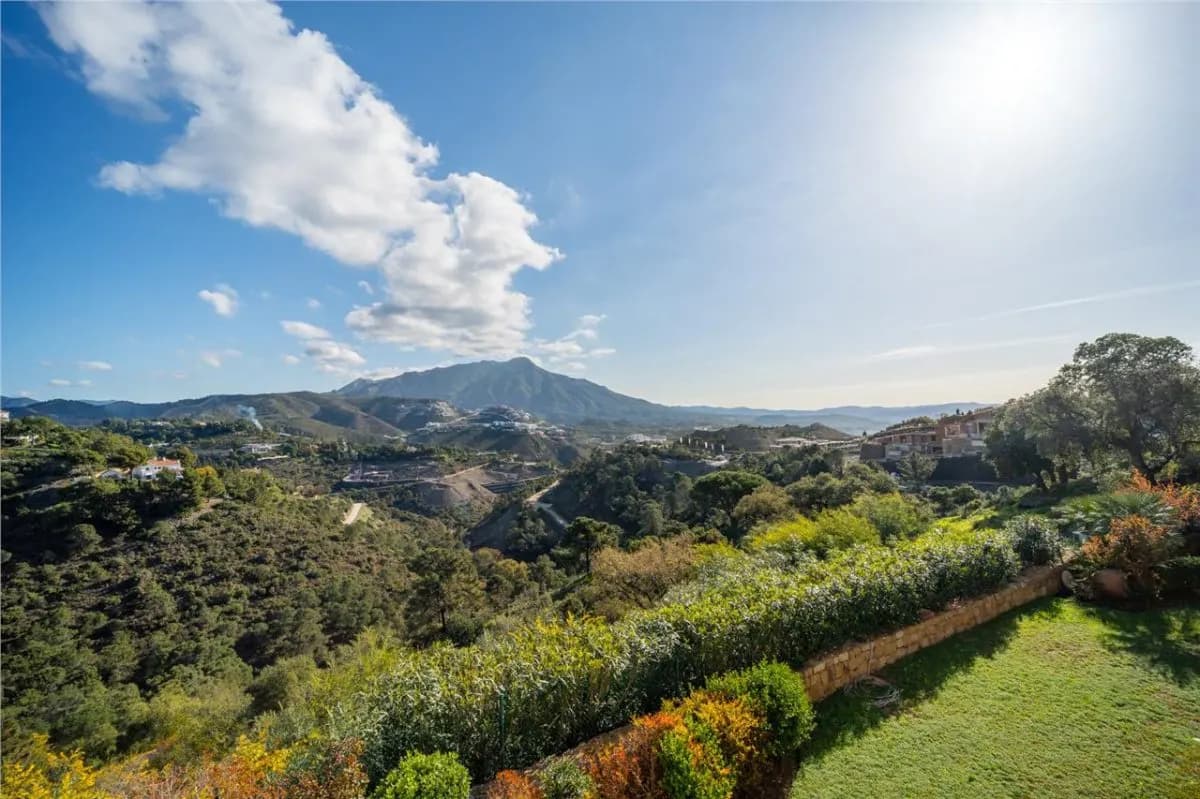 The La Zagaleta Architectural Residence 166 — Benahavis view 3
