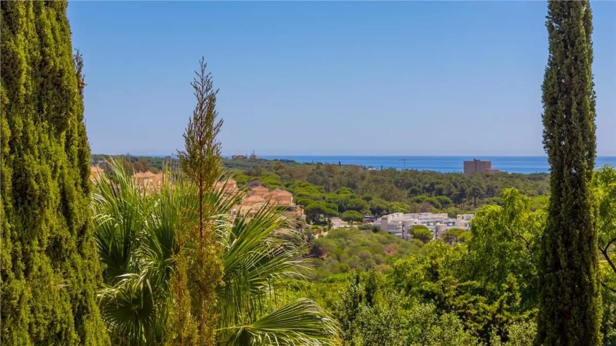Private Belvedere Estate 156 — Nueva Andalucía, Marbella view 9