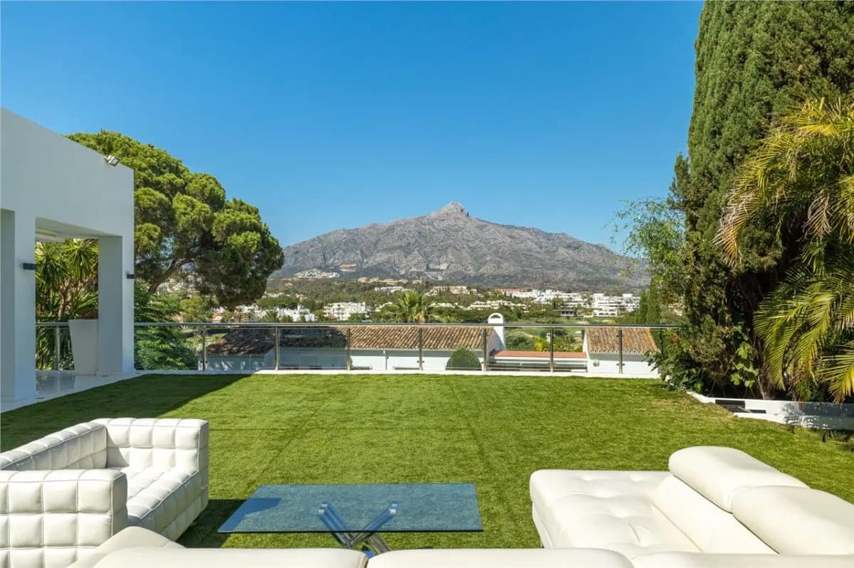 The Cascada de Camoján Architectural Residence 142 — Marbella view 2